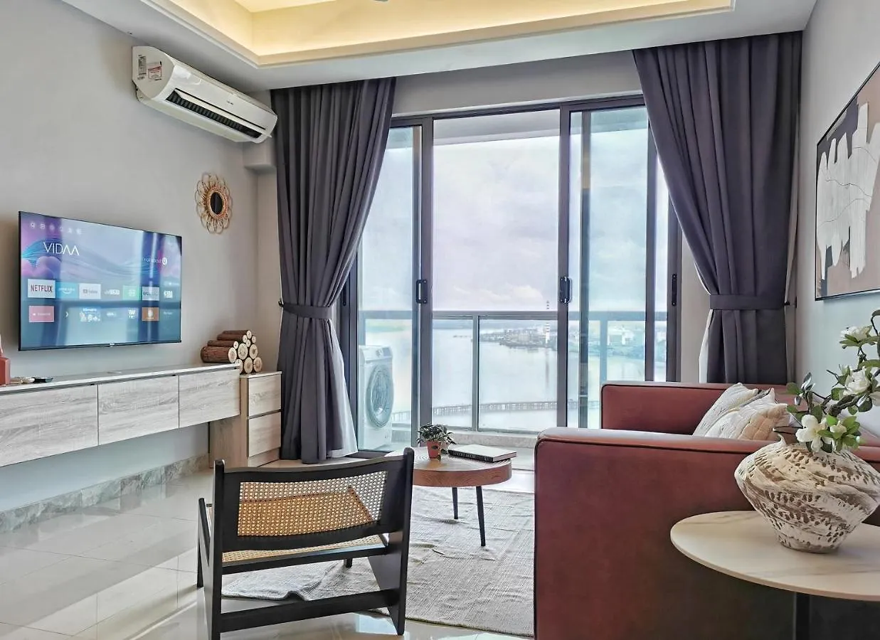 Yussy 2 Bedroom Sea View Condo At R&F Princess Cove Johor Bahru 0*,